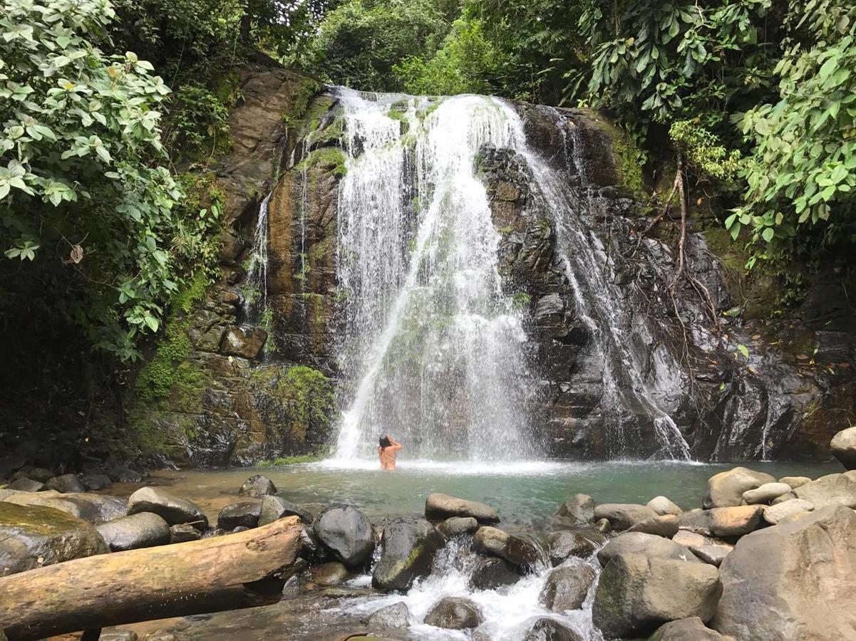 Osa De Rio Hotel Uvita Bagian luar foto
